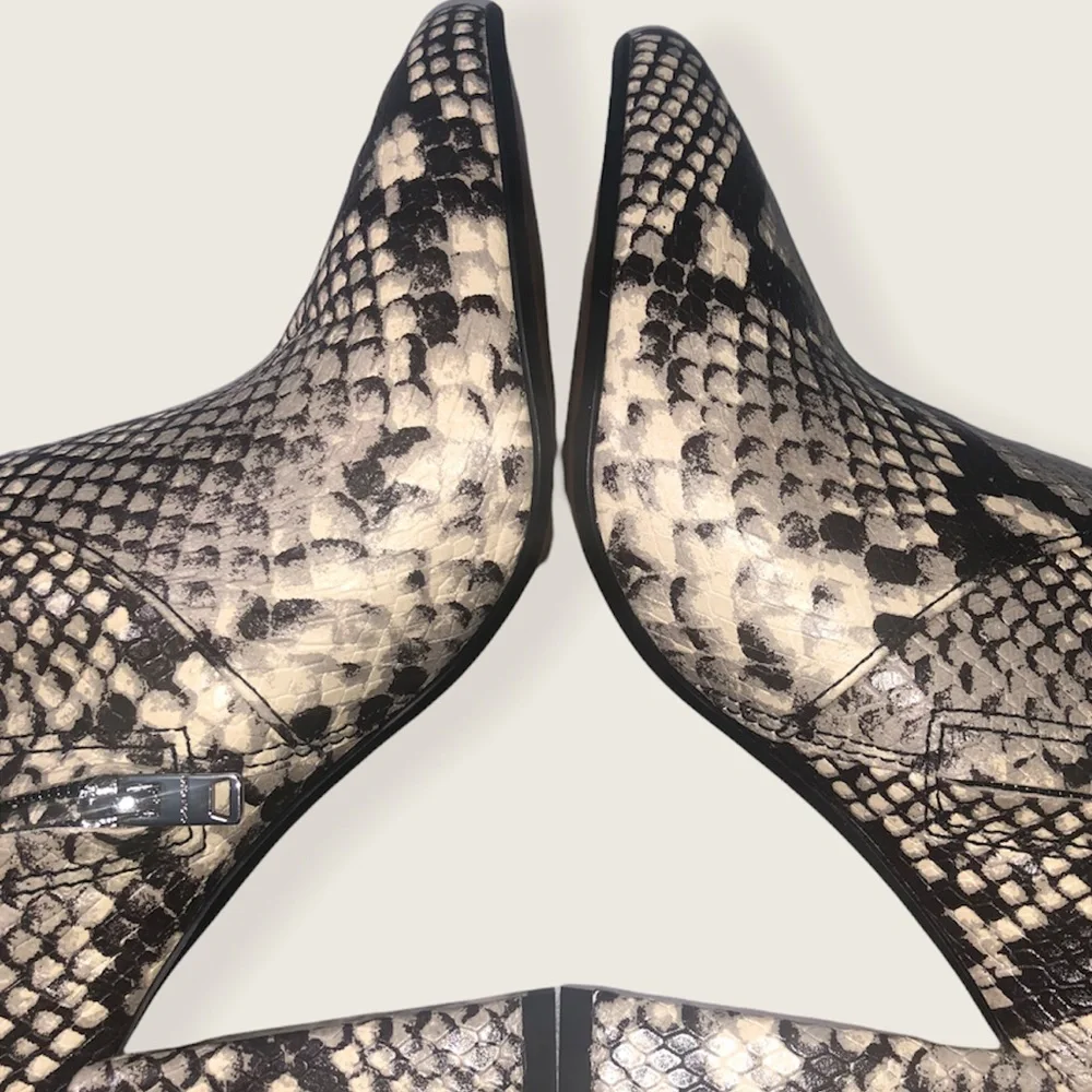 Coach Snake Women’s  Print Leather Booties! NWT Size 8 - Picture 5 of 17